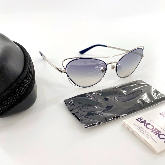 Vogue
Eyewear Women's Sunglasses, VO4070S - Picture 8 of 9